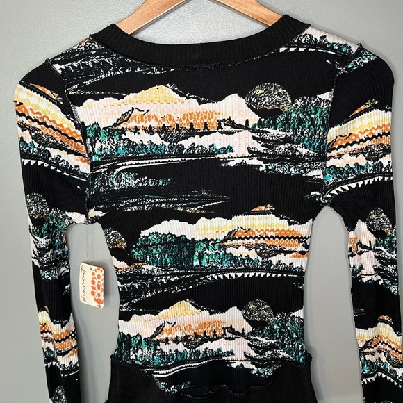 NWT Free People x Movement Rally Rib Henley Top Black Diamond Combo - Picture 9 of 12